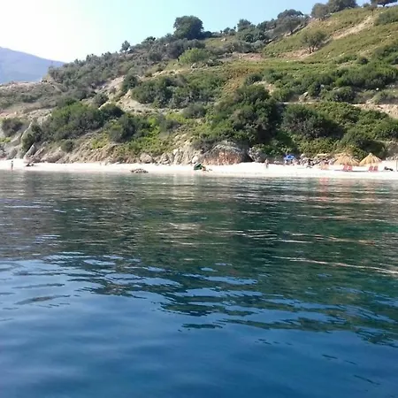 Διαμέρισμα B&d 1