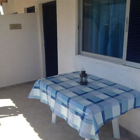 B&d 1 Apartament Zóla